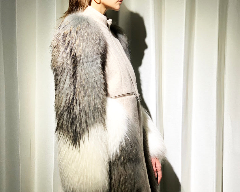 Cashmere Coat with Raccoon Fur